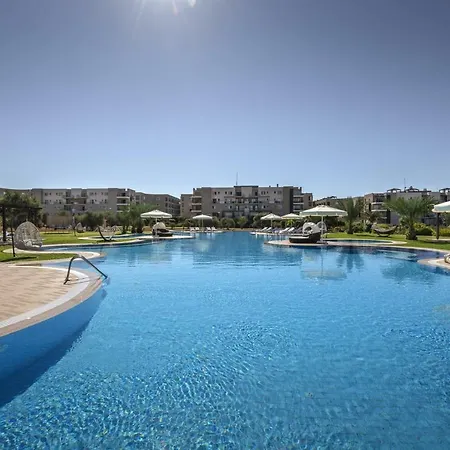 Thalassa Hexhouse With Penthouse & Jacuzzi