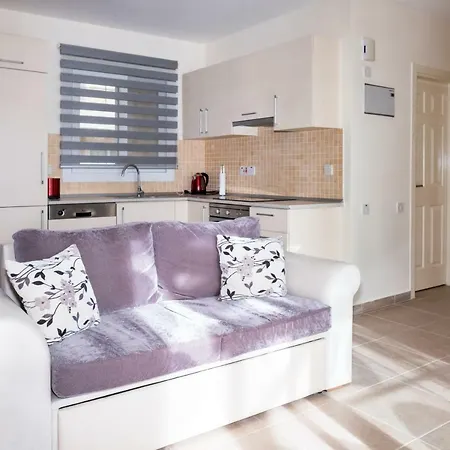 Thalassa Hexhouse With Penthouse & Jacuzzi