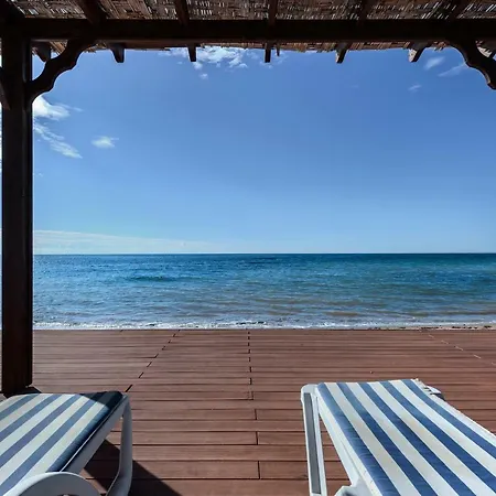 Thalassa Hexhouse With Penthouse & Jacuzzi
